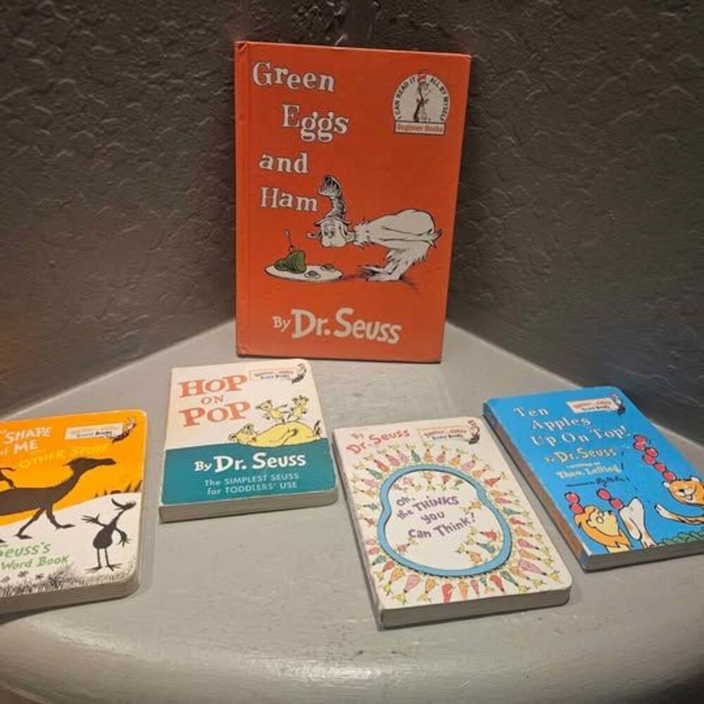 Set of 5 Dr Seuss Books Hard back